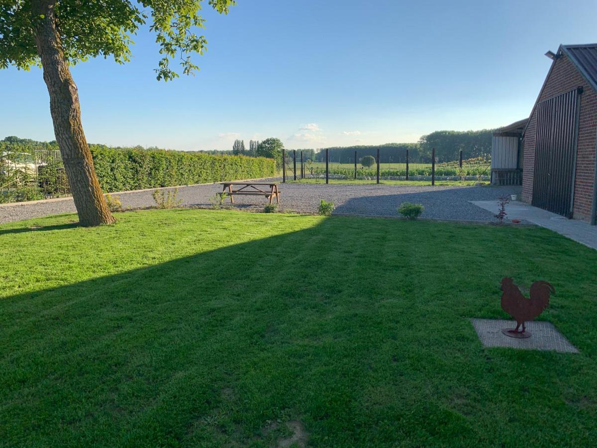 Gite Les Ganades Au Coeur Des Pepinieres Brunehaut Exterior foto